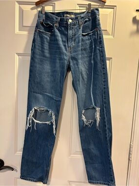 Women's Low Pro Straight-Leg Distressed Blue Jeans Sz 28